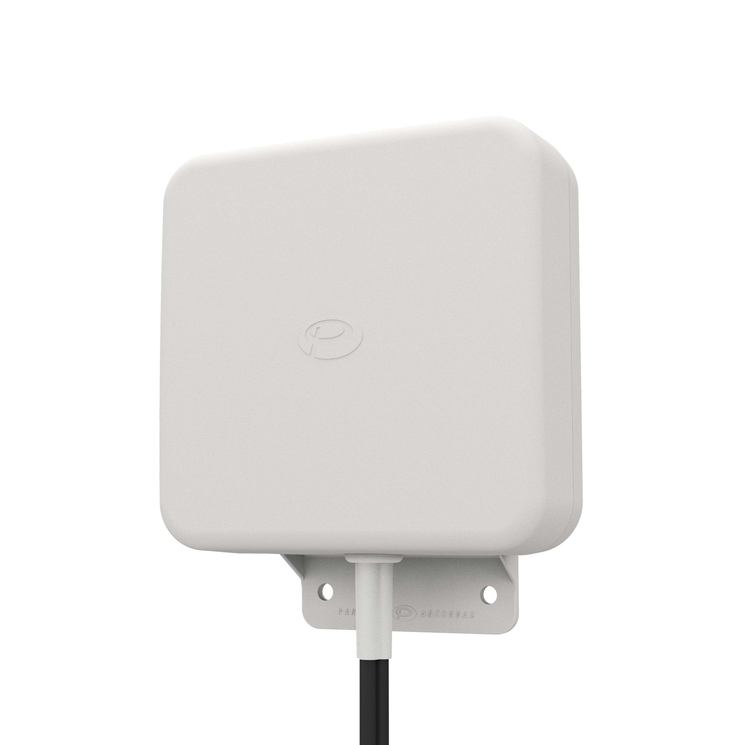 WMM4-7-49[-X] - 4x4 MiMo Wall / Mast Mount Antenna